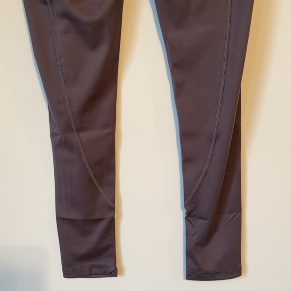 NWT Victoria’s Secret Incredible Essential Legging - Picture 12 of 16